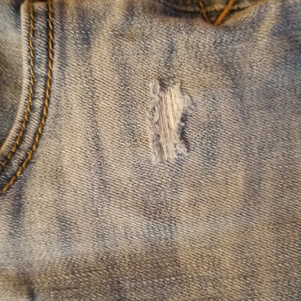 ❣5 for $25 Sale❣ Distressed Jeans and T- Shirt - Picture 7 of 9